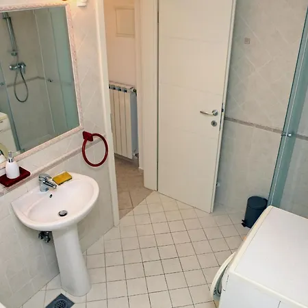 Modern Bl2 Apartman